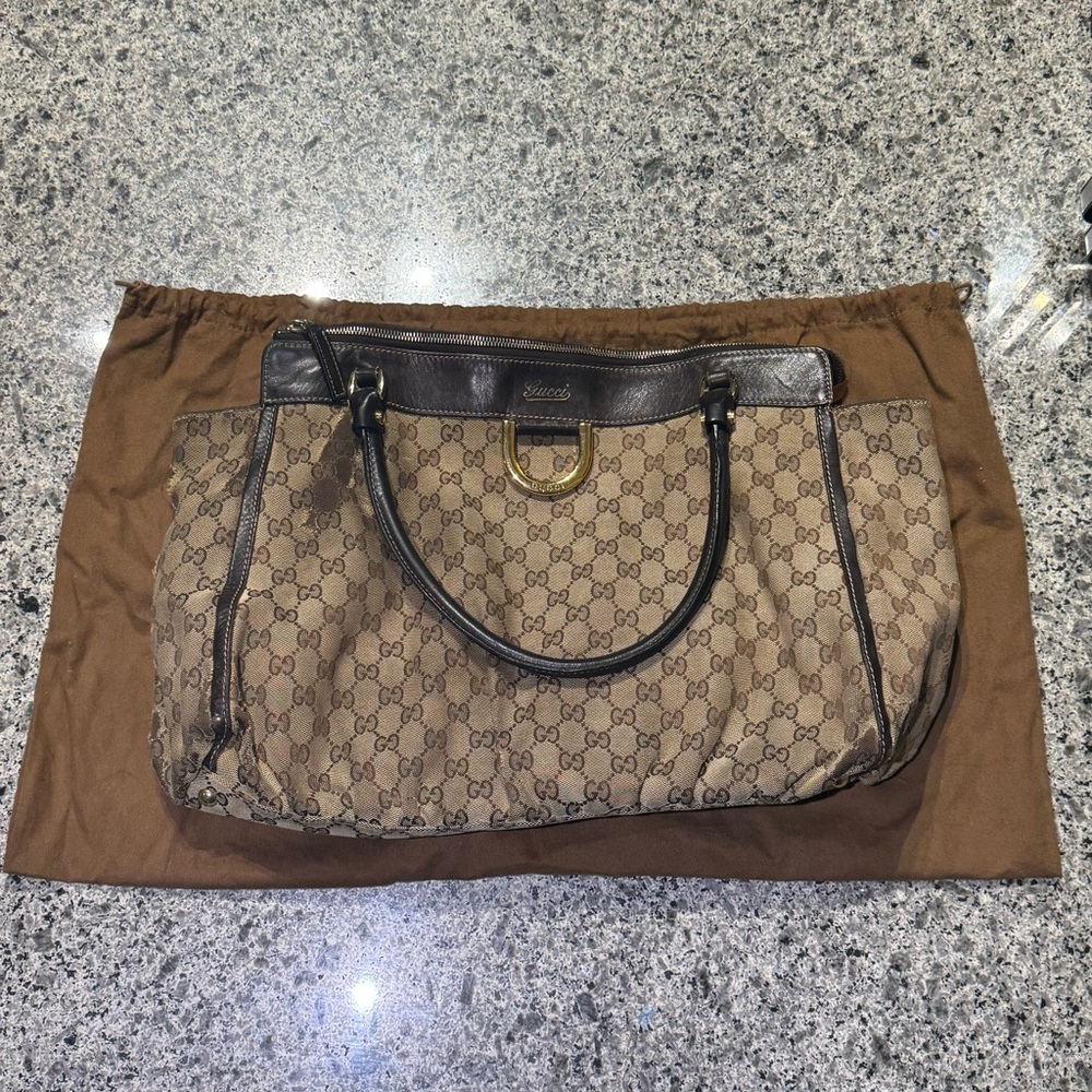 GUCCI | Authentic Gucci GG Monogram Large D Ring Tote